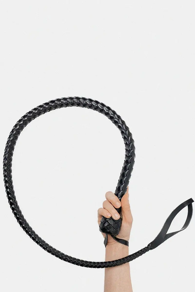 Látigo Erótico largo para Bondage, BDSM y Sado de cuero natural Whip