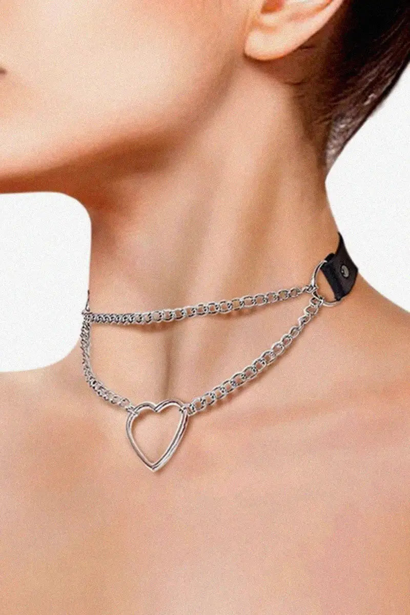 Collar BDSM de cuero natural con corazón Art of Sex - Paris, negro