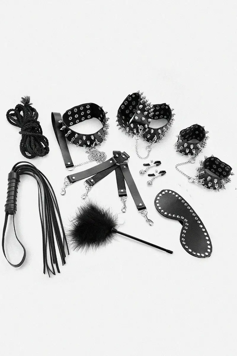 Kit de Bondage y BDSM de cuero natural Spikes