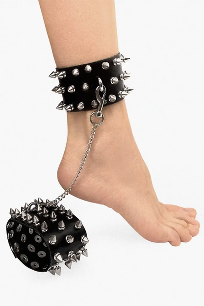 Tobilleras BDSM de Cuero natural con púas Rose cuffs